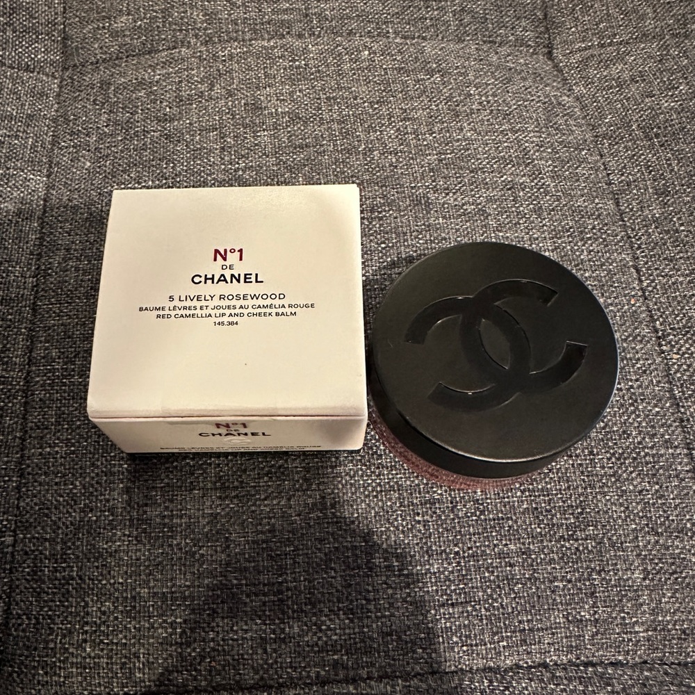 Chanel no.1 lip and cheek balm #5 lively rosewood